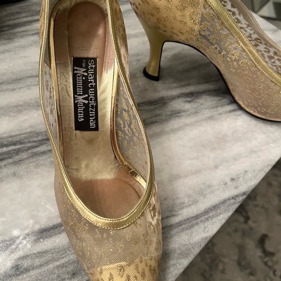 COPY - Omg the golden slippers Stuart Weitzman  opera ball room shoes size 8,5 … - Picture 11 of 17